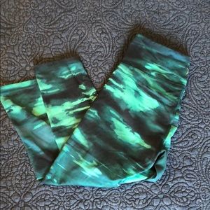 Old navy high waisted Capri  legging LARGE TALL